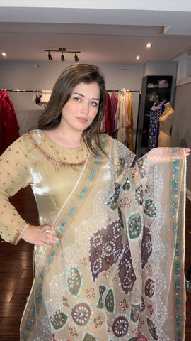 Shirt lawa silk - Sleeves sheffon sequence = Dupatta organza - Trouser short silk