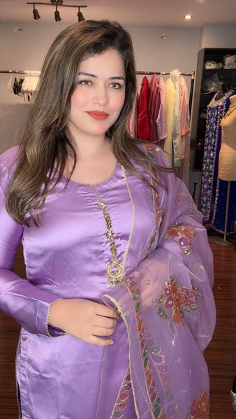 Shirt and trouser short silk fabric - dupatta organza fancy printed - Neck line fancy