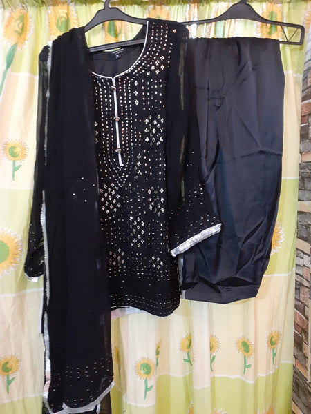 3 PC Mukesh Kamdaan on Chiffon Fabric with Ghair Shalwar - Black